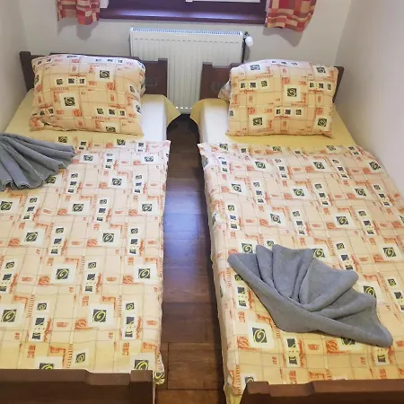 U Zastavky بيت ضيافة